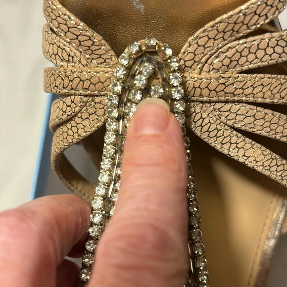 Antonio Melani Nadelle Nude/Sand/Gold Size 8 Beaded & Rhinestone Heels - Picture 12 of 13